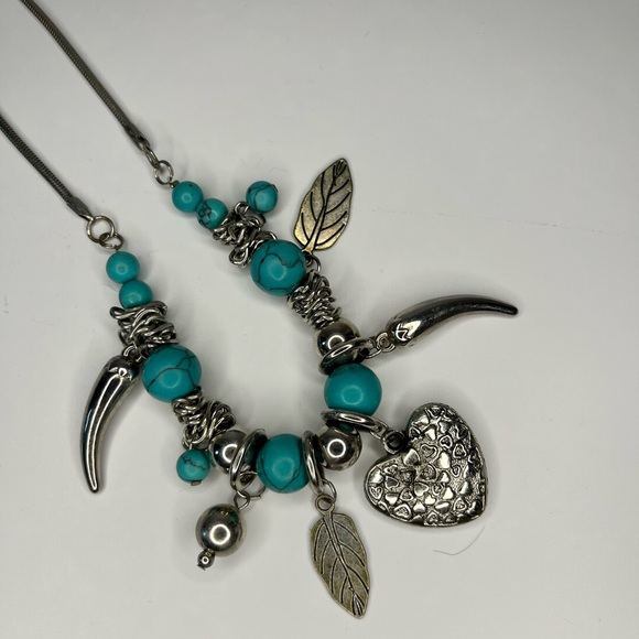 8” Boho silver toned necklace - Picture 7 of 9
